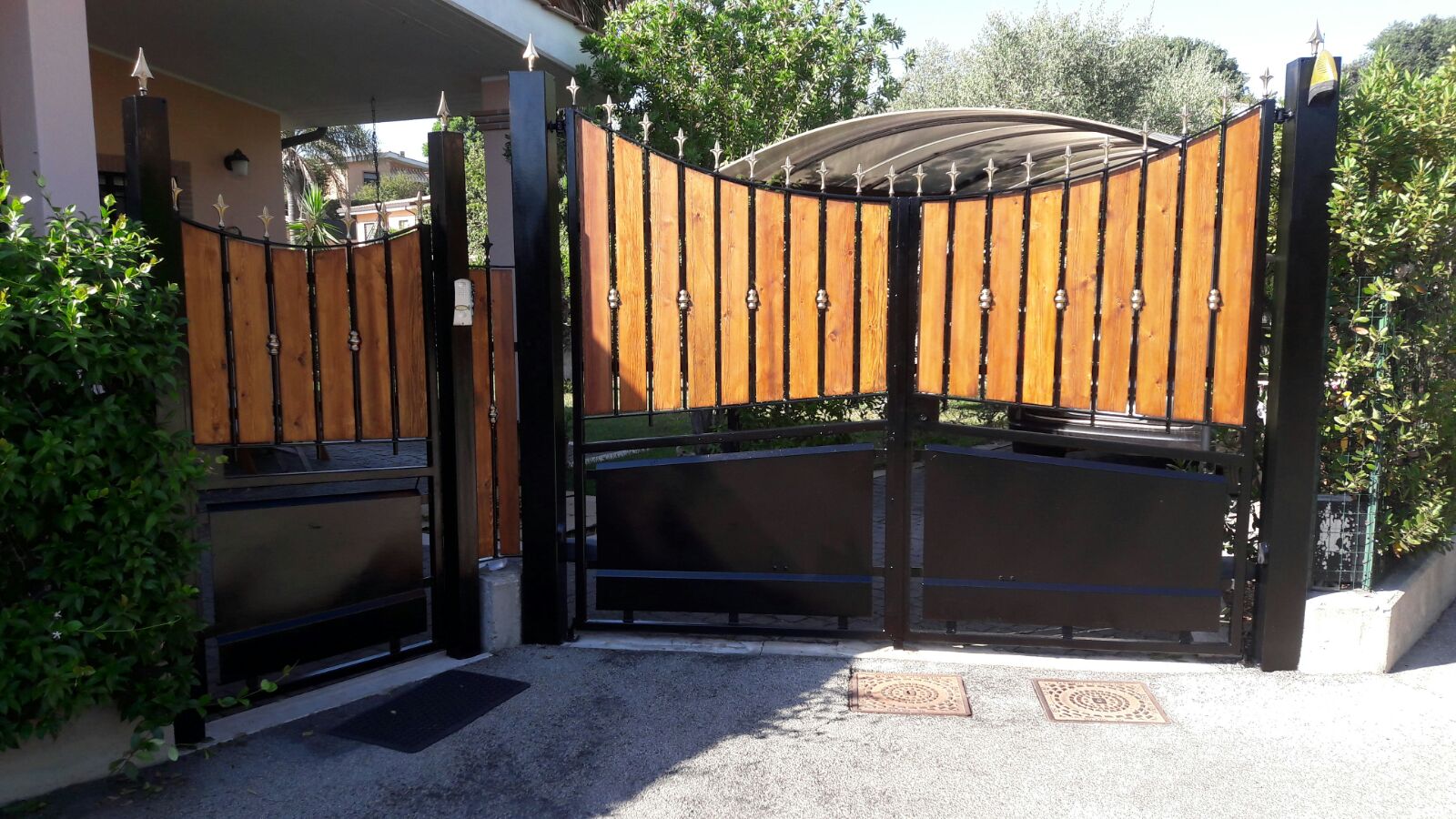 Cancello in legno