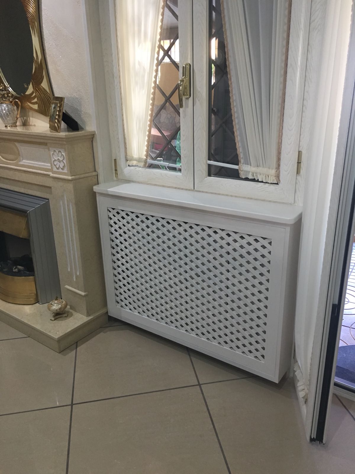Copri termosifone in legno